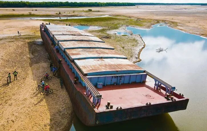 Paraná: bajante complica hidrovía y afecta ya la generación eléctrica